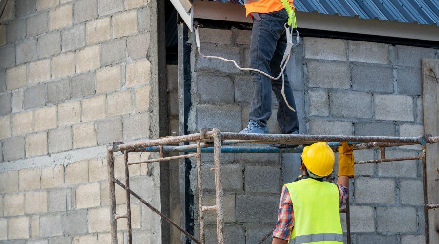 Expert Emergency Roof Repairs services in Hazlet, NJ